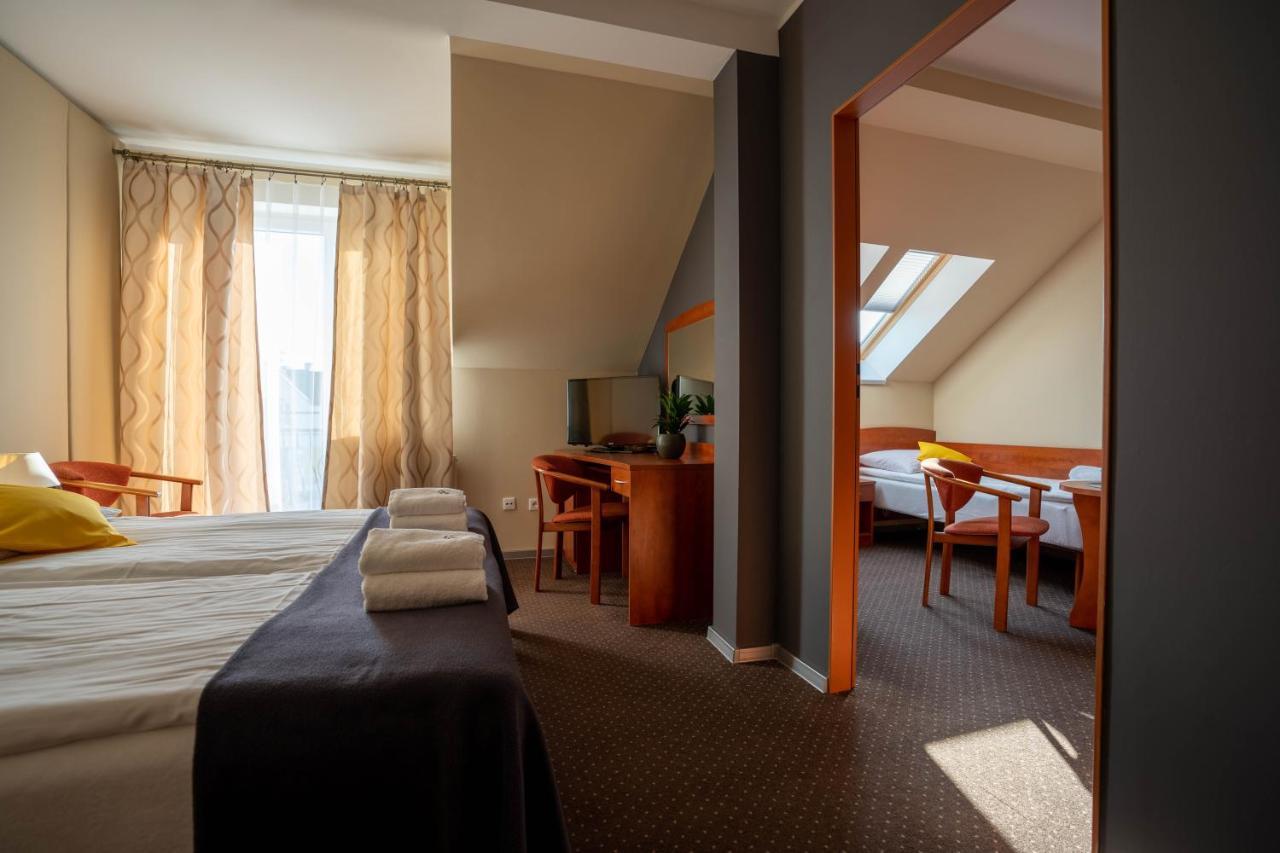 Hotel Tramontana Family & Wellness à Darłówko Extérieur photo